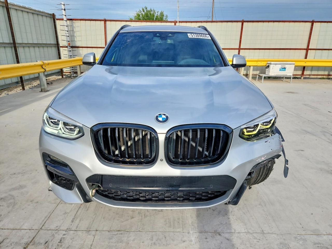2021 BMW X3 xDrivem40I - zdjęcie 5