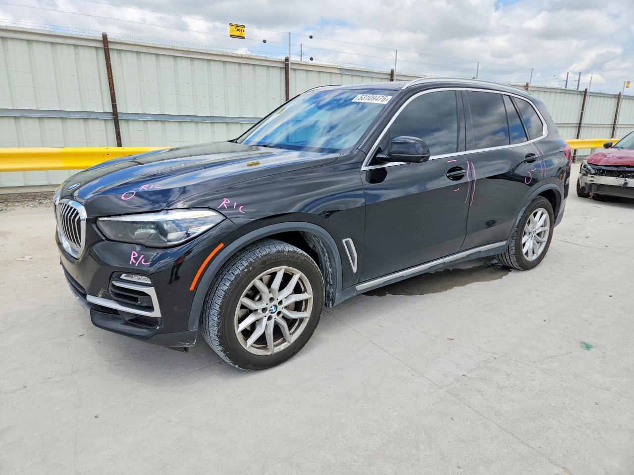 2020 BMW X5 xDrive40I - zdjęcie główne