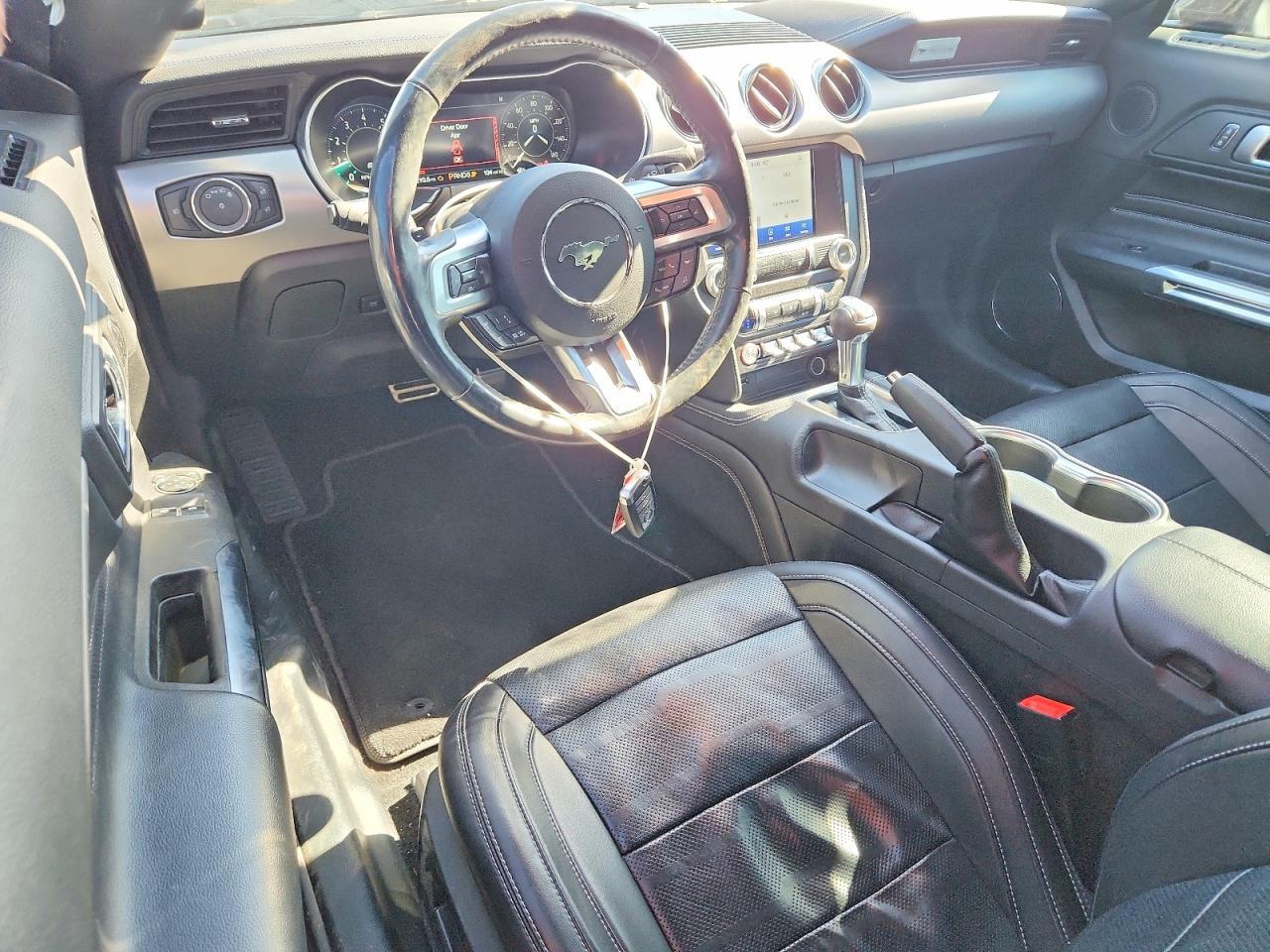 2023 Ford Mustang Gt - zdjęcie 8