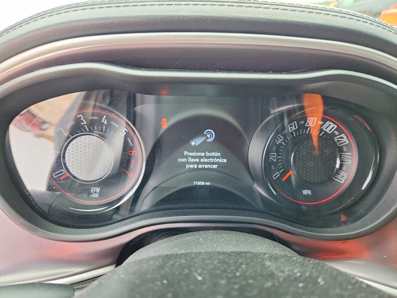 2022 Dodge Challenger R - zdjęcie 9