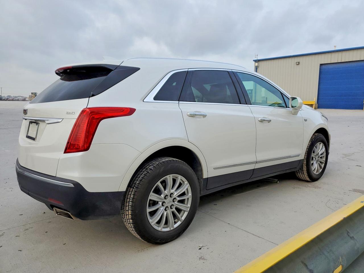 2018 Cadillac Xt5 - zdjęcie 3
