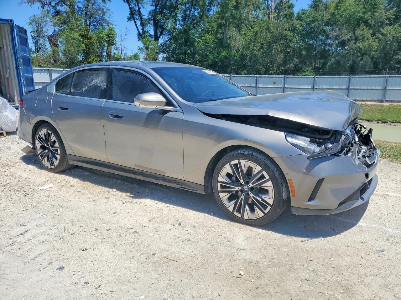 2024 BMW 530 I - zdjęcie 4
