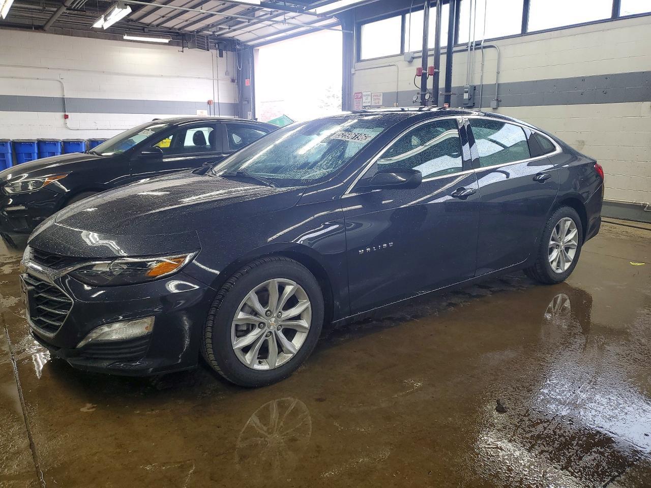 2023 Chevrolet Malibu Lt - zdjęcie główne