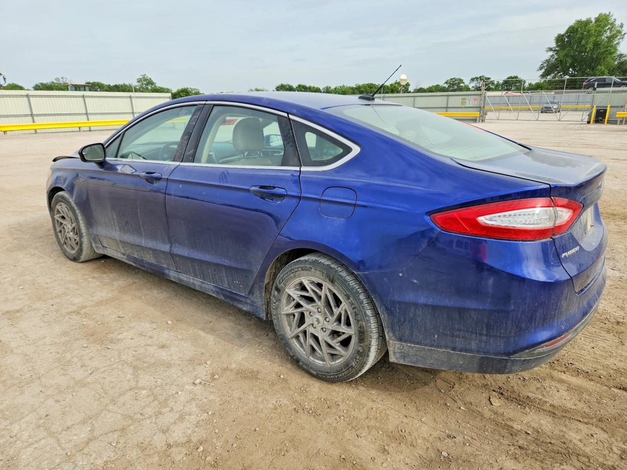 2016 Ford Fusion Se - zdjęcie 2