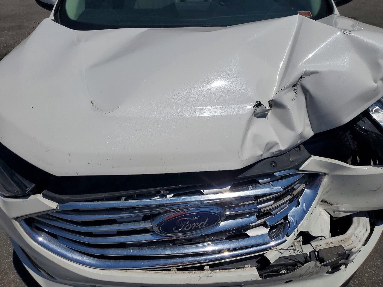 2020 Ford Edge Titanium - zdjęcie 12