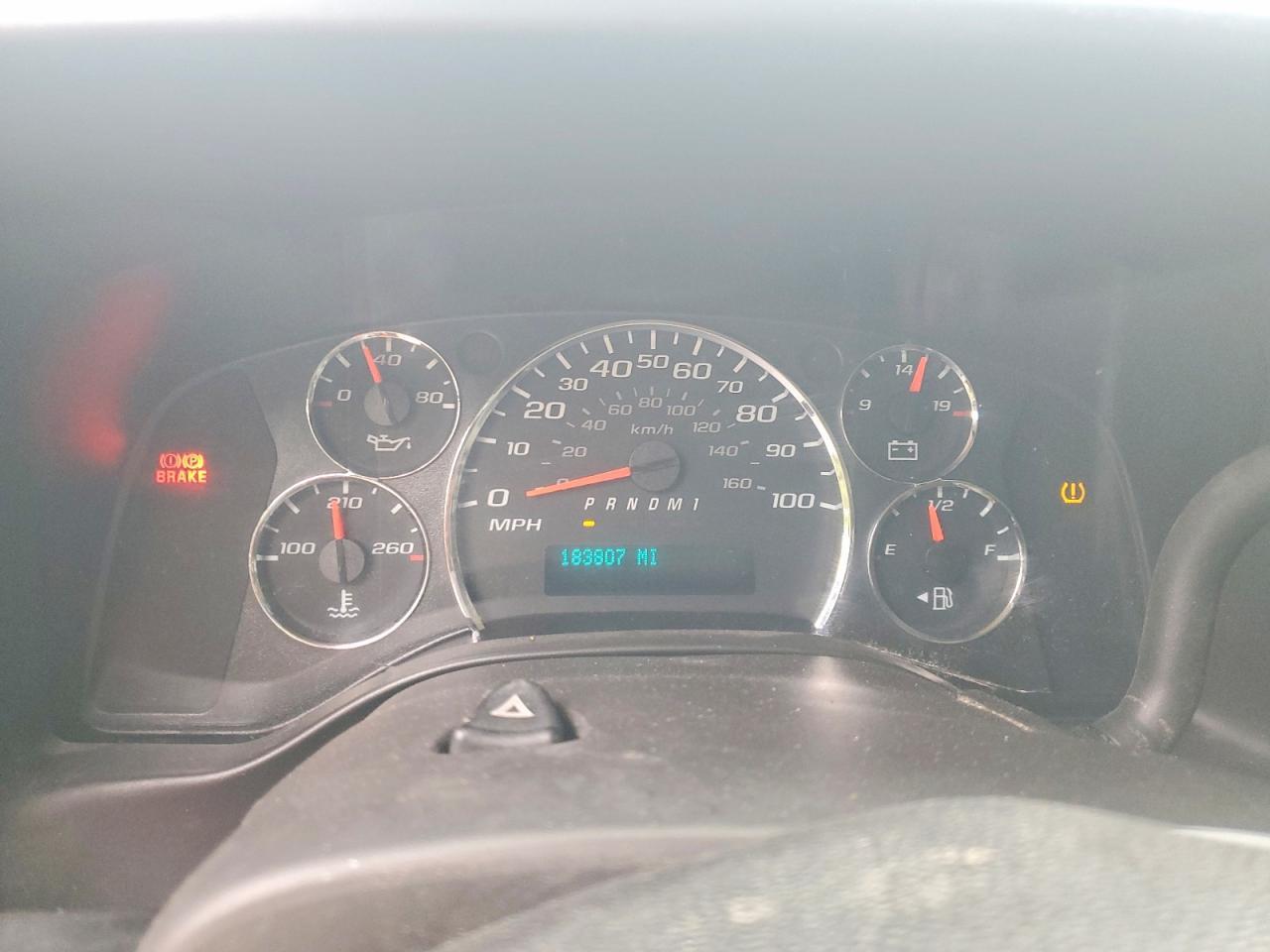 2020 Chevrolet Express G2500 - zdjęcie 9