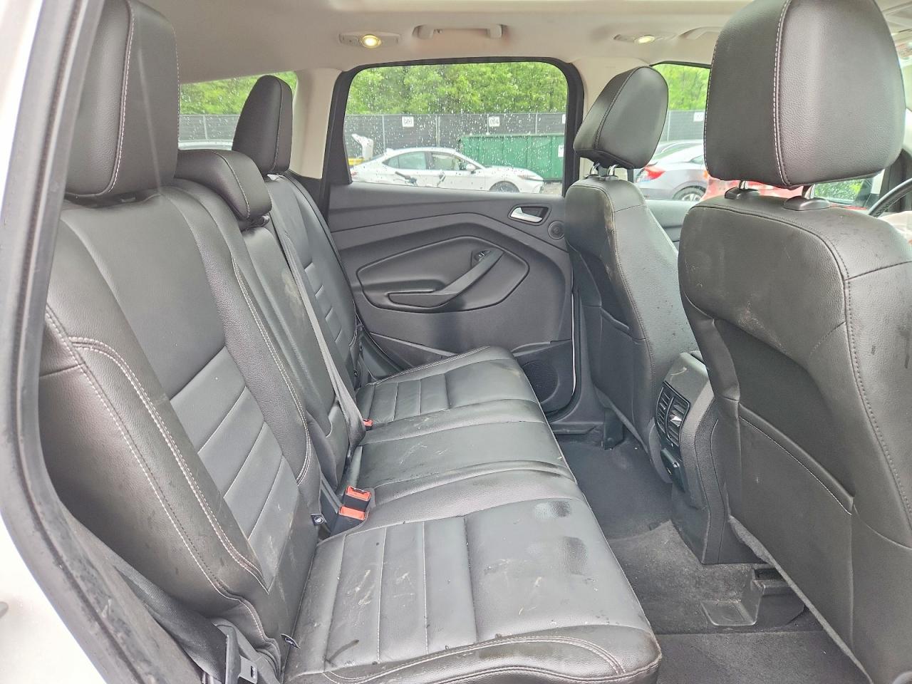 2014 Ford Escape Titanium - zdjęcie 11