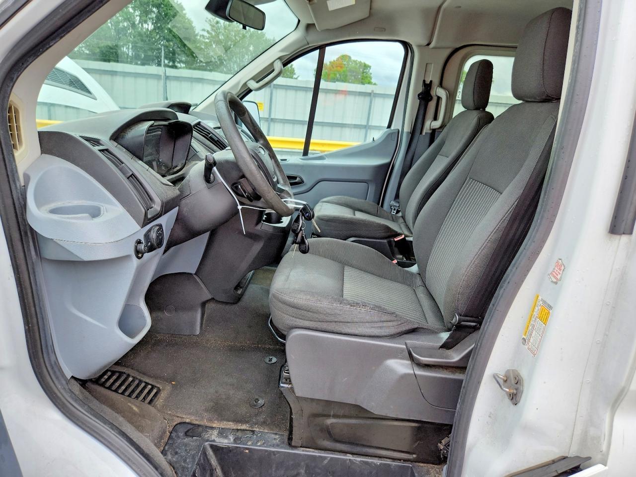 2015 Ford Transit T-350 - zdjęcie 7