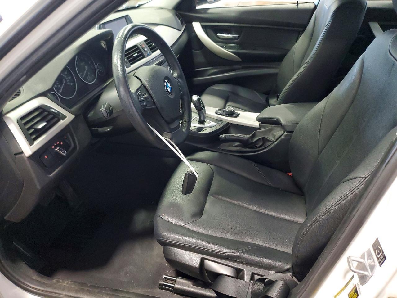2015 BMW 320 I - zdjęcie 7