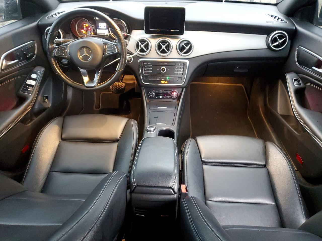 2016 Mercedes-Benz Cla 250 - zdjęcie 8