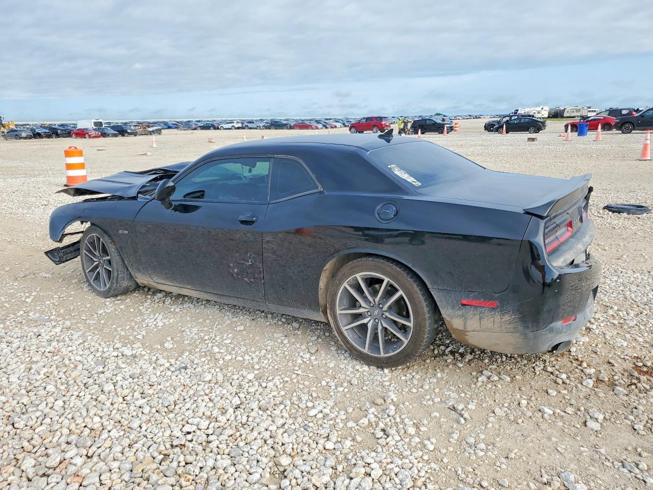 2023 Dodge Challenger R - zdjęcie 2