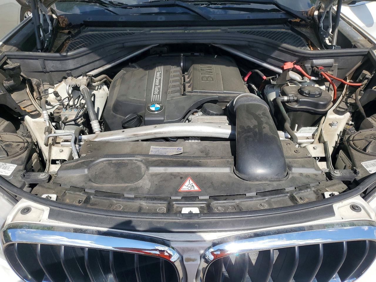 2014 BMW X5 xDrive35I - zdjęcie 11