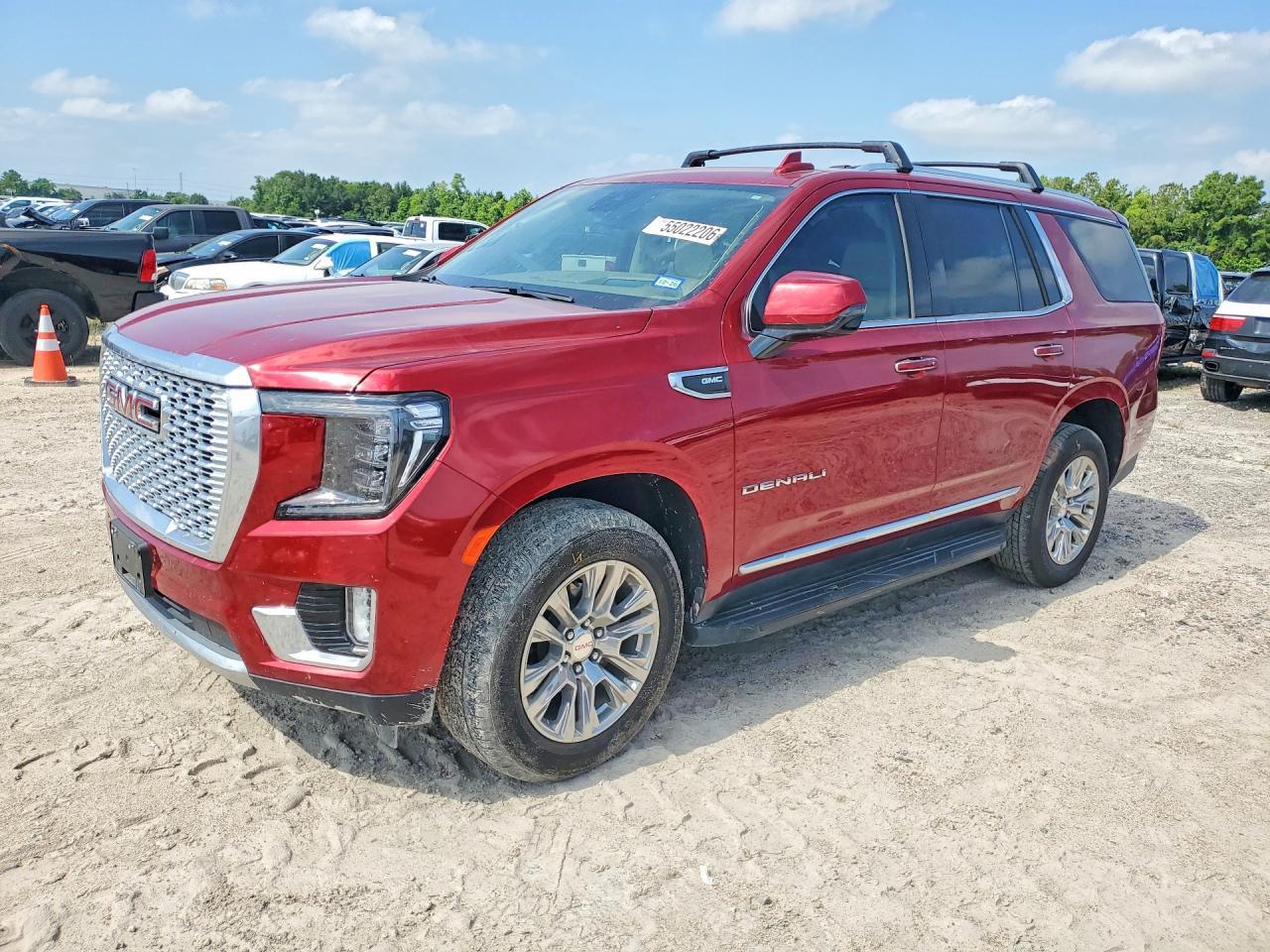 2023 GMC Yukon Denali - zdjęcie główne