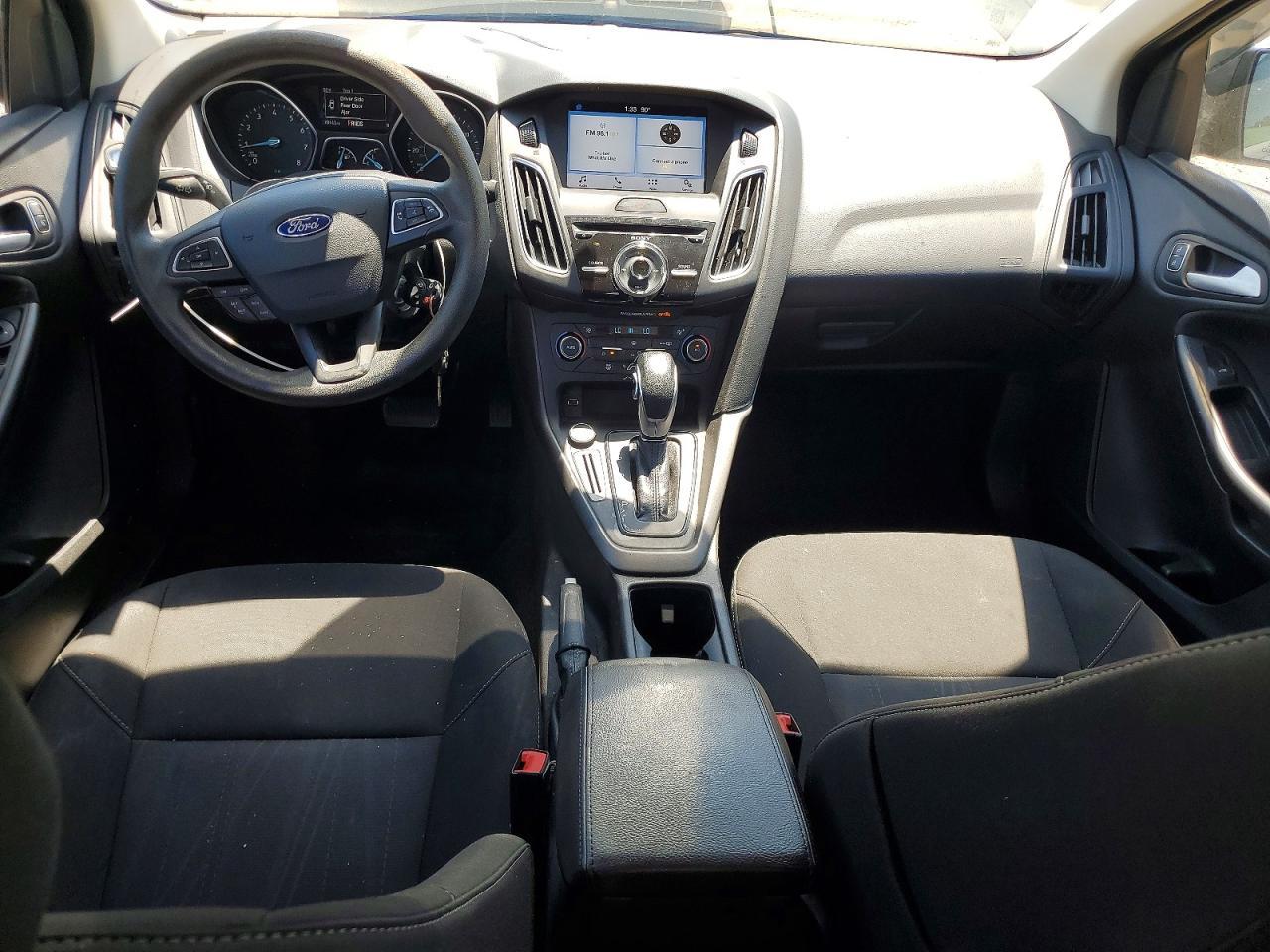 2017 Ford Focus Sel - zdjęcie 8
