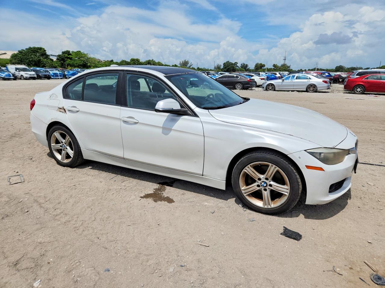 2013 BMW 328 Xi - zdjęcie 4