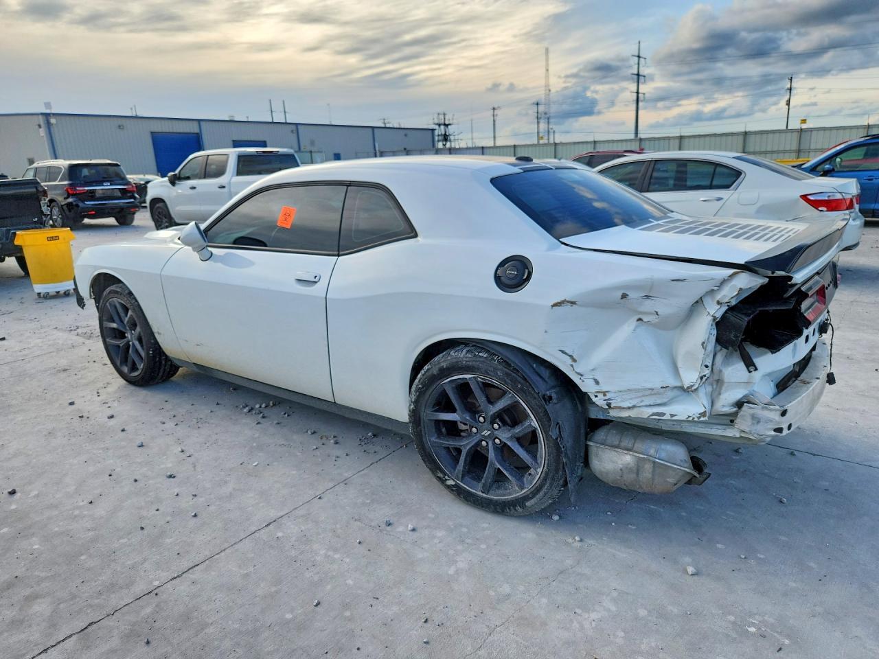 Dodge Challenger - zdjęcie 2
