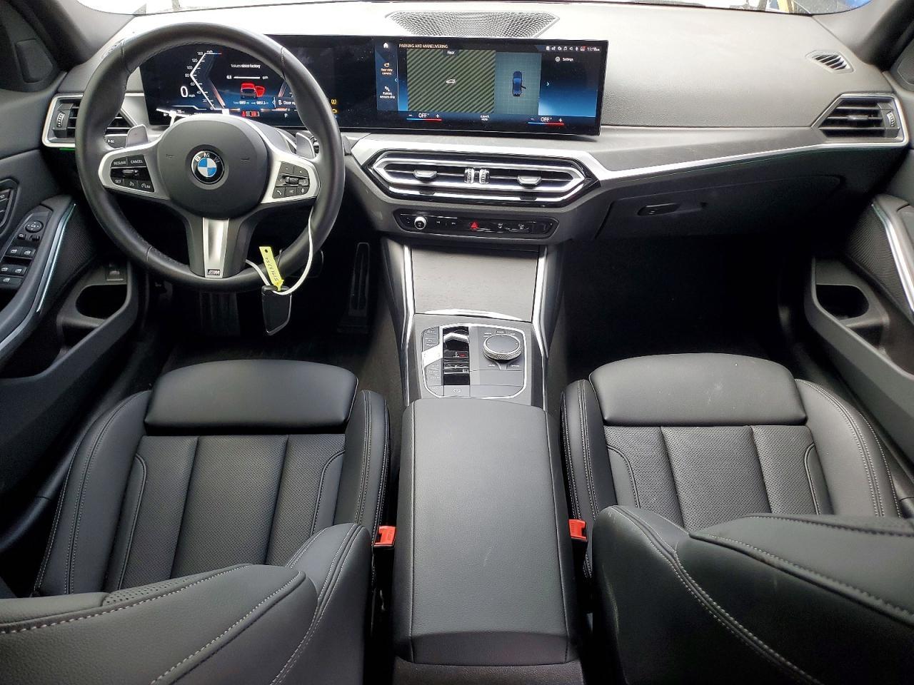 2024 BMW 330I - zdjęcie 8