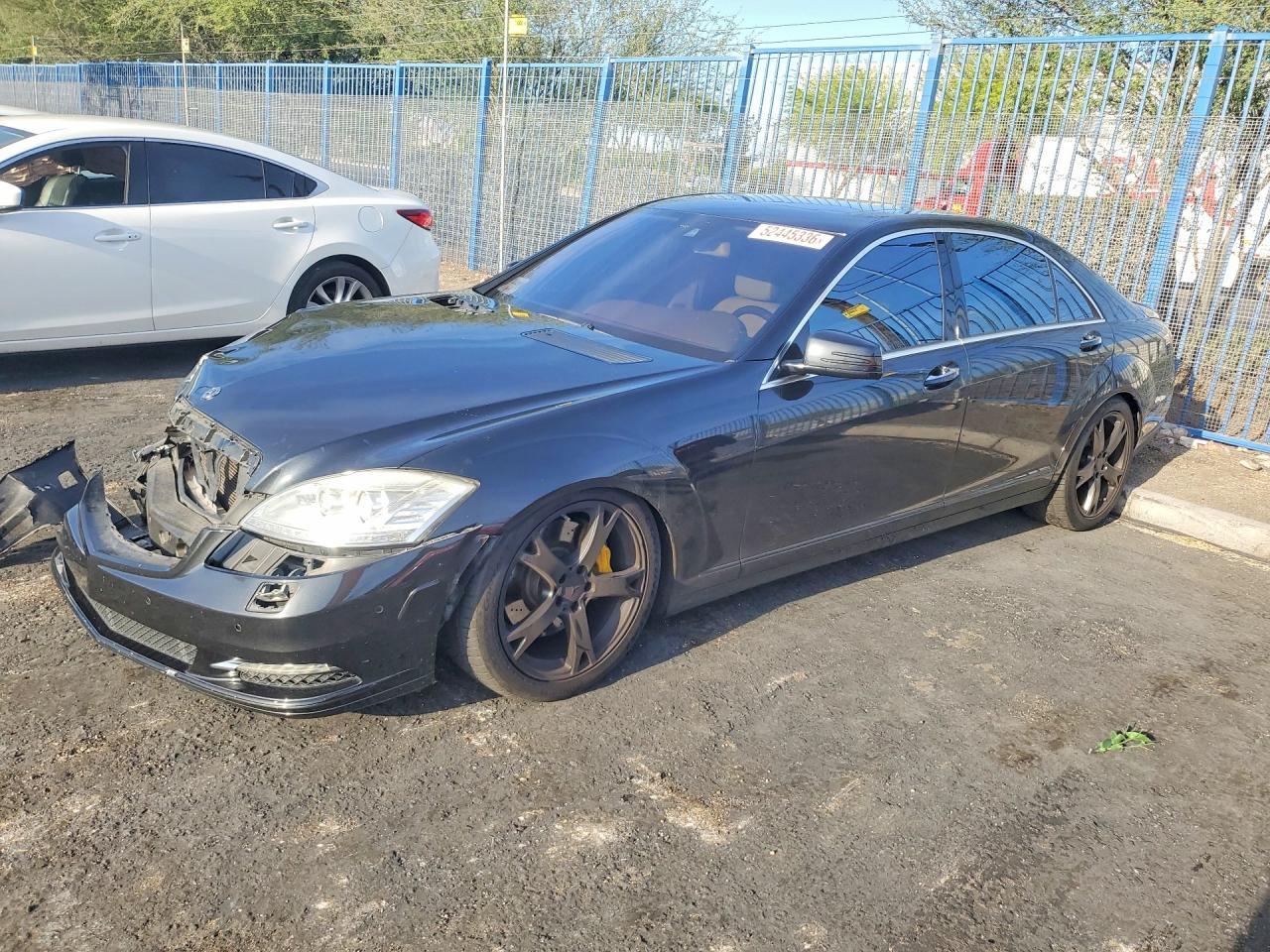 2013 Mercedes-Benz S 550 - zdjęcie główne