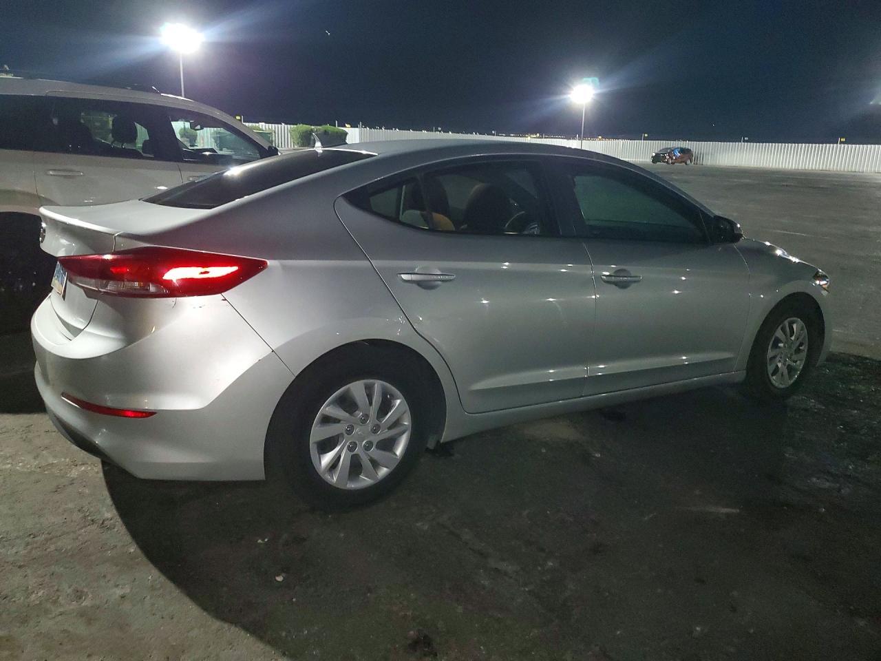 2018 Hyundai Elantra Se - zdjęcie 3