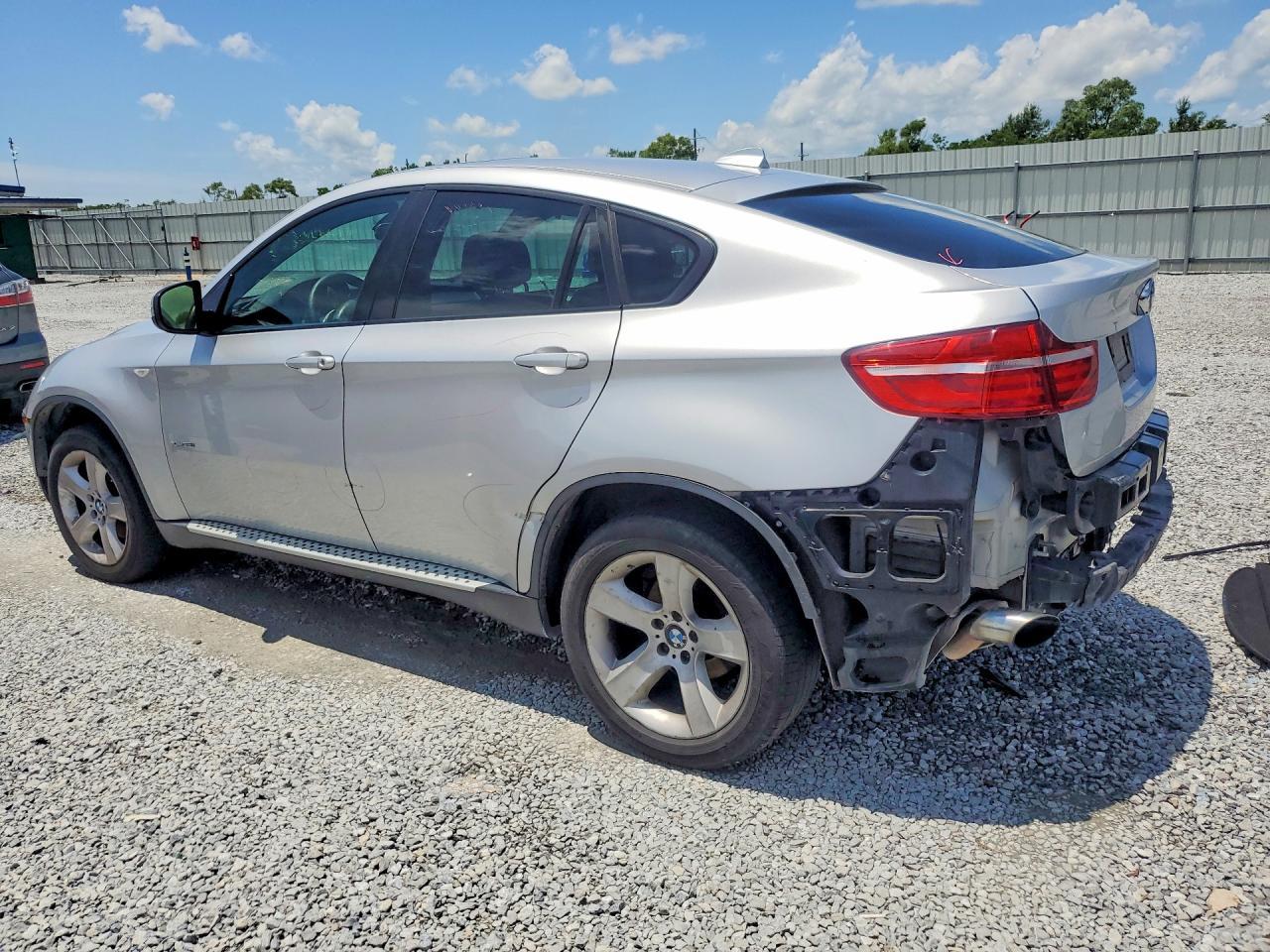 2013 BMW X6 xDrive35I - zdjęcie 2