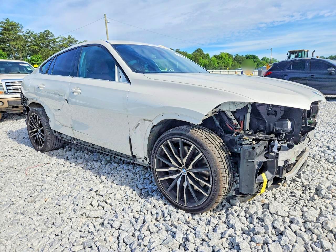 2021 BMW X6 M50I - zdjęcie 4