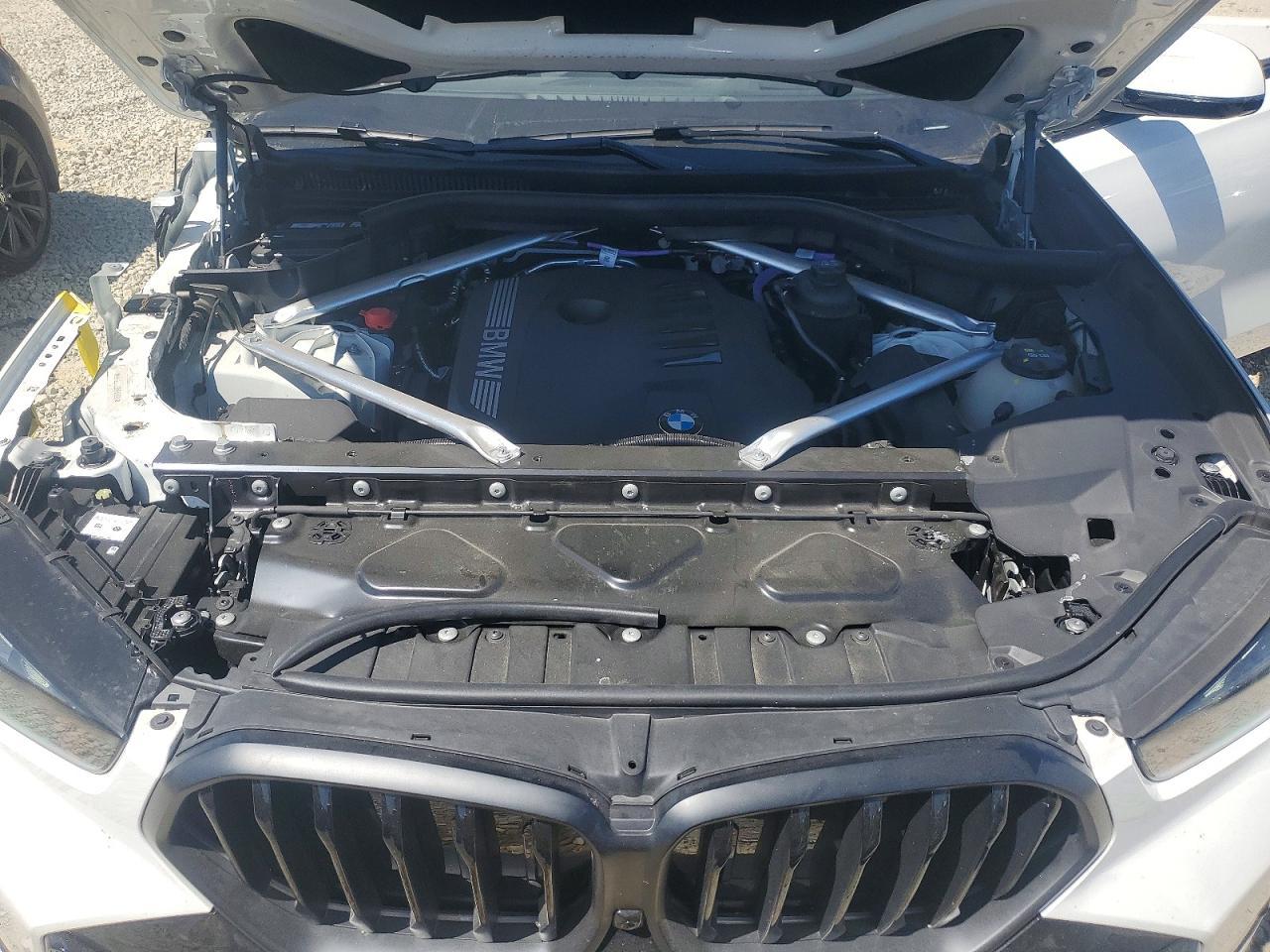 2024 BMW X6 xDrive40I - zdjęcie 12