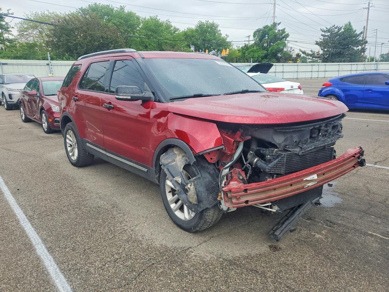 2017 Ford Explorer Xlt - zdjęcie 4