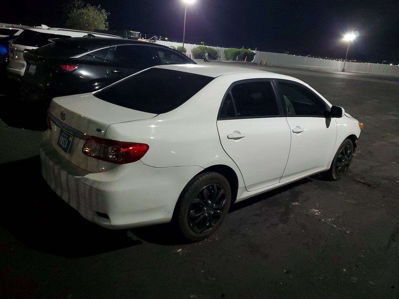 2013 Toyota Corolla Le - zdjęcie 3