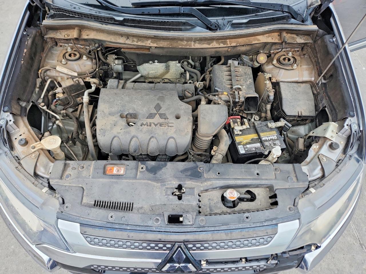 2019 Mitsubishi Outlander Se - zdjęcie 11