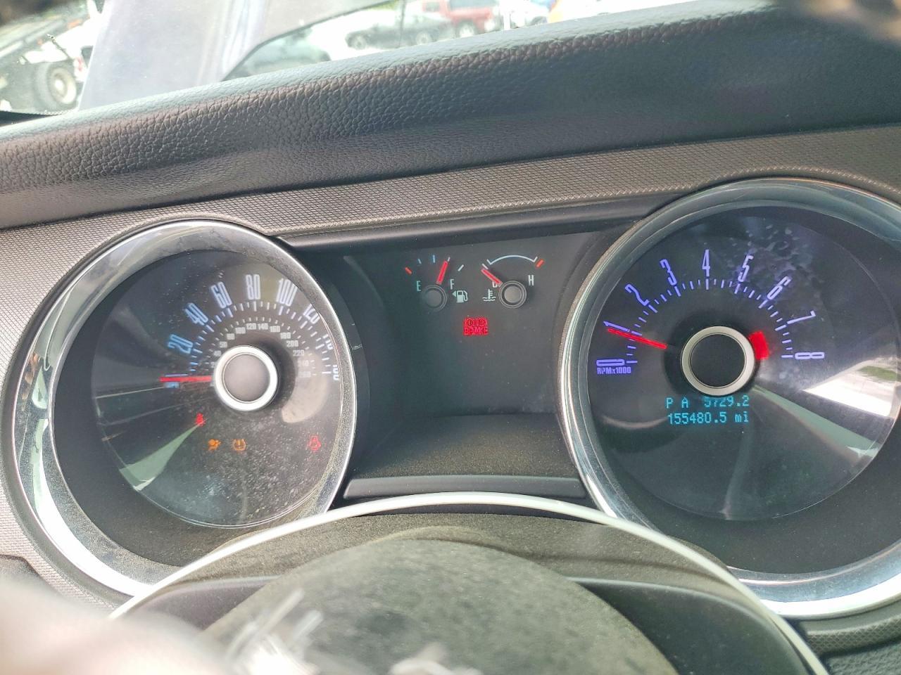 2013 Ford Mustang - zdjęcie 9