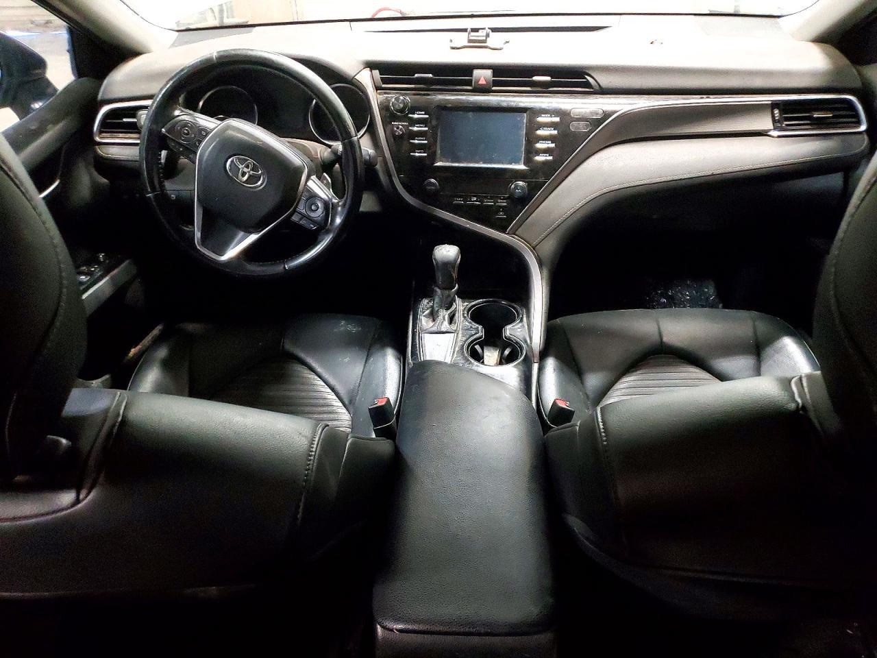 2018 Toyota Camry Se - zdjęcie 8