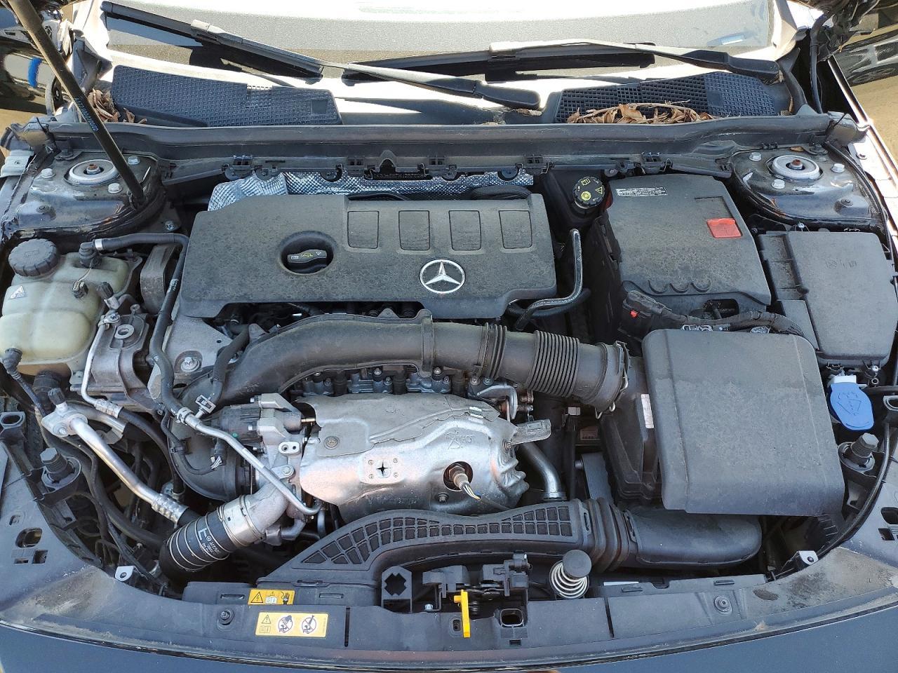 2021 Mercedes-Benz A 220 - zdjęcie 11