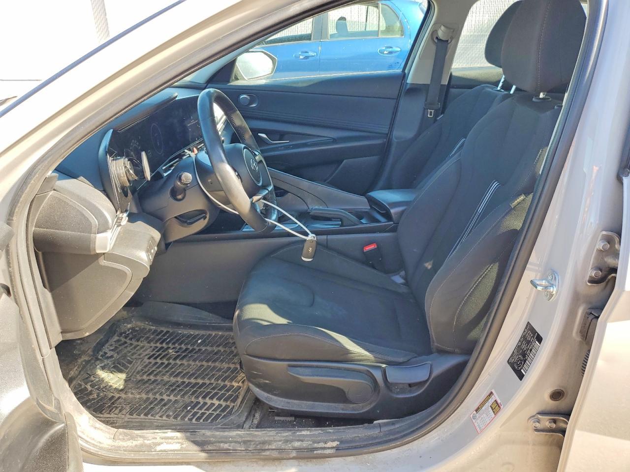 2023 Hyundai Elantra Sel - zdjęcie 7