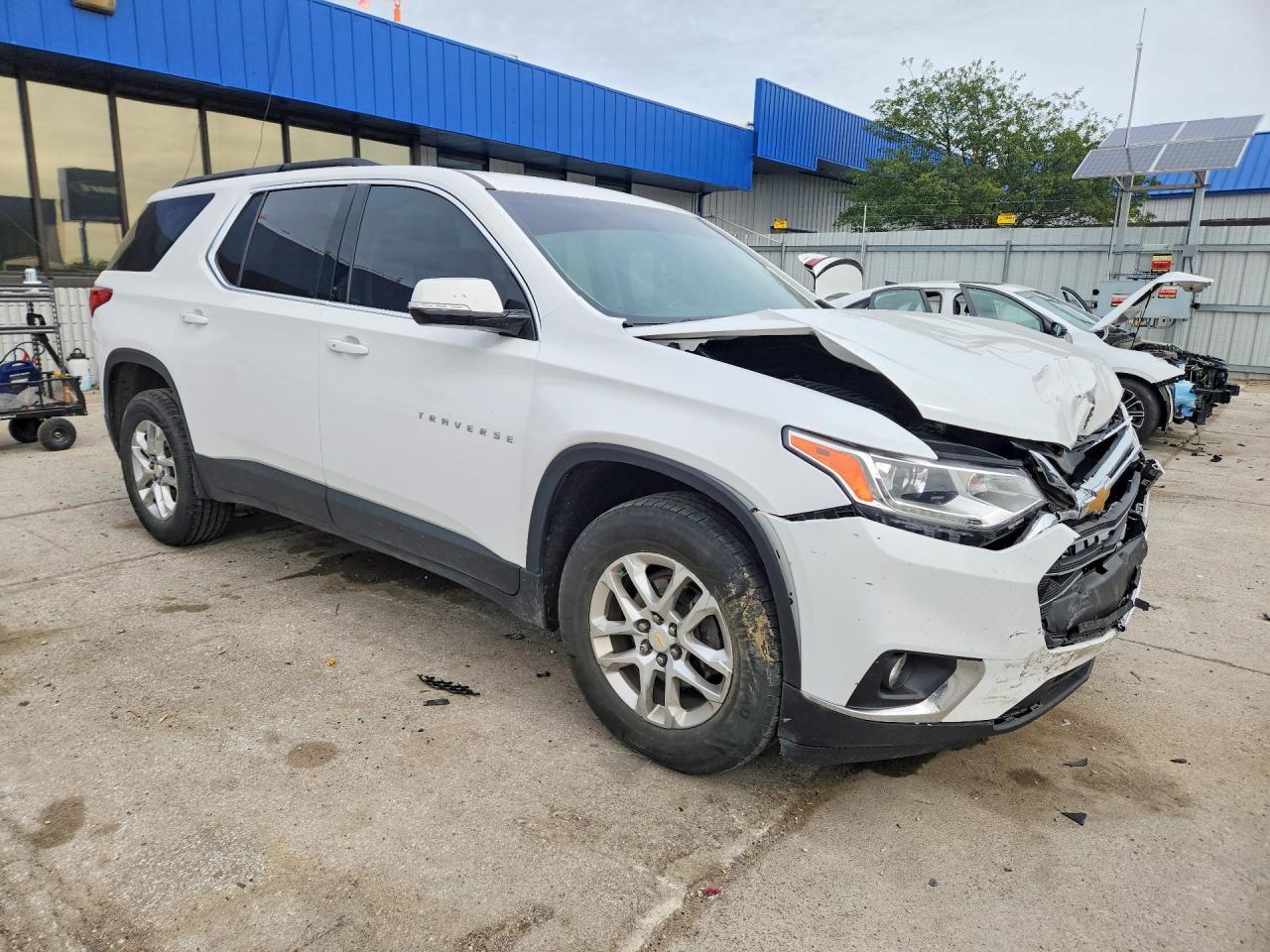 2020 Chevrolet Traverse Lt - zdjęcie 4