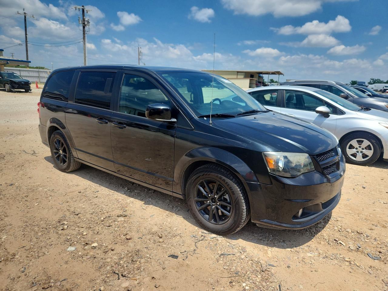 2019 Dodge Grand Caravan Gt - zdjęcie 4