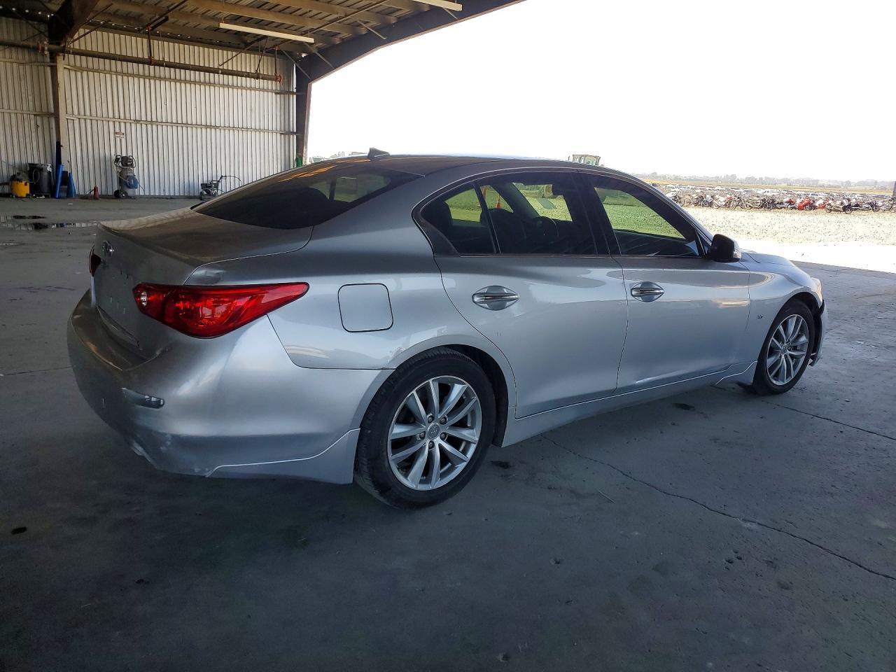 2015 Infiniti Q50 Premium - zdjęcie 3