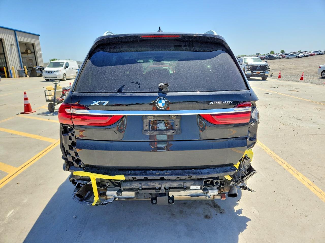 2020 BMW X7 xDrive40I - zdjęcie 6