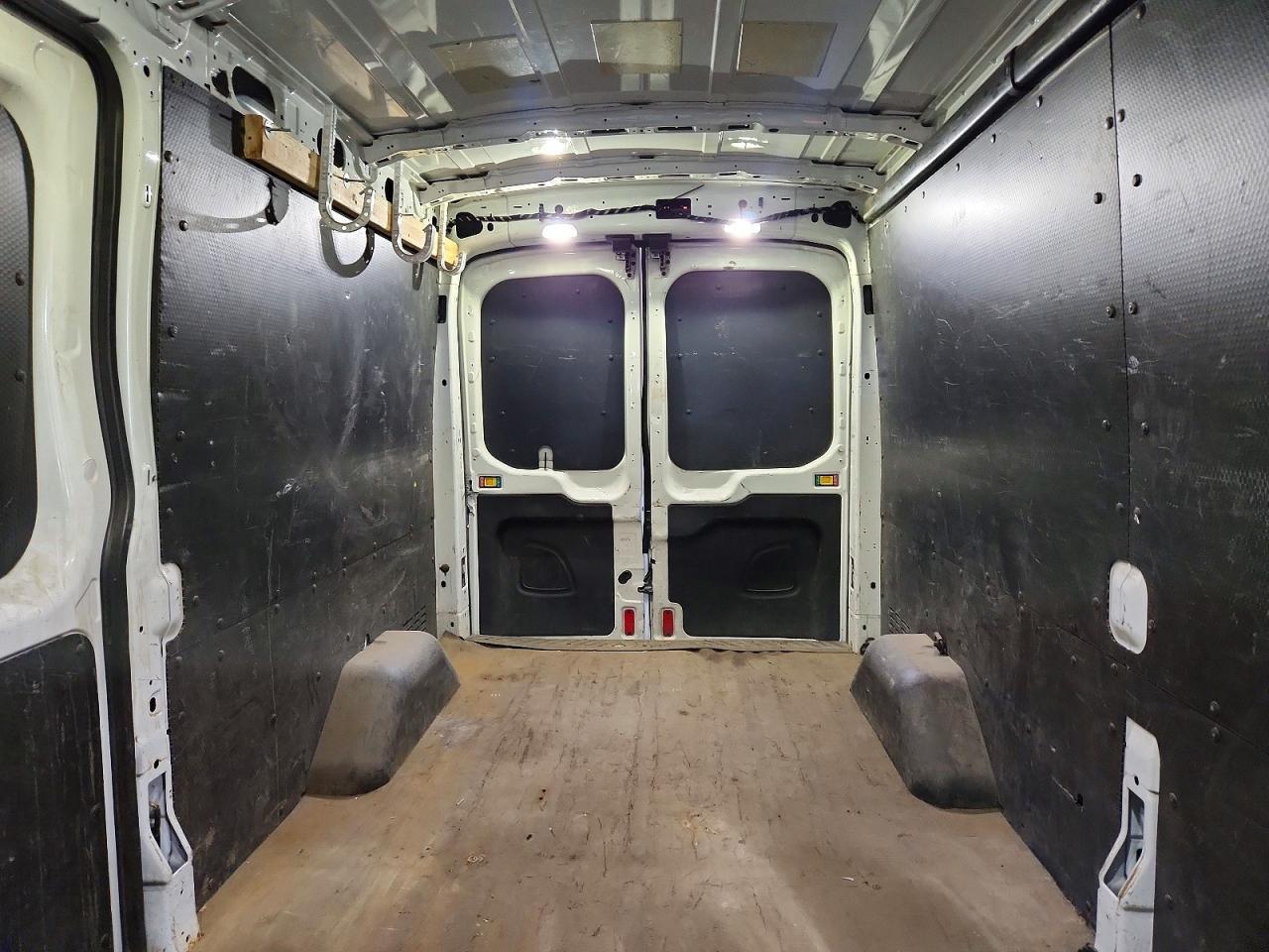 2016 Ford Transit 350 Delivery Van - zdjęcie 10