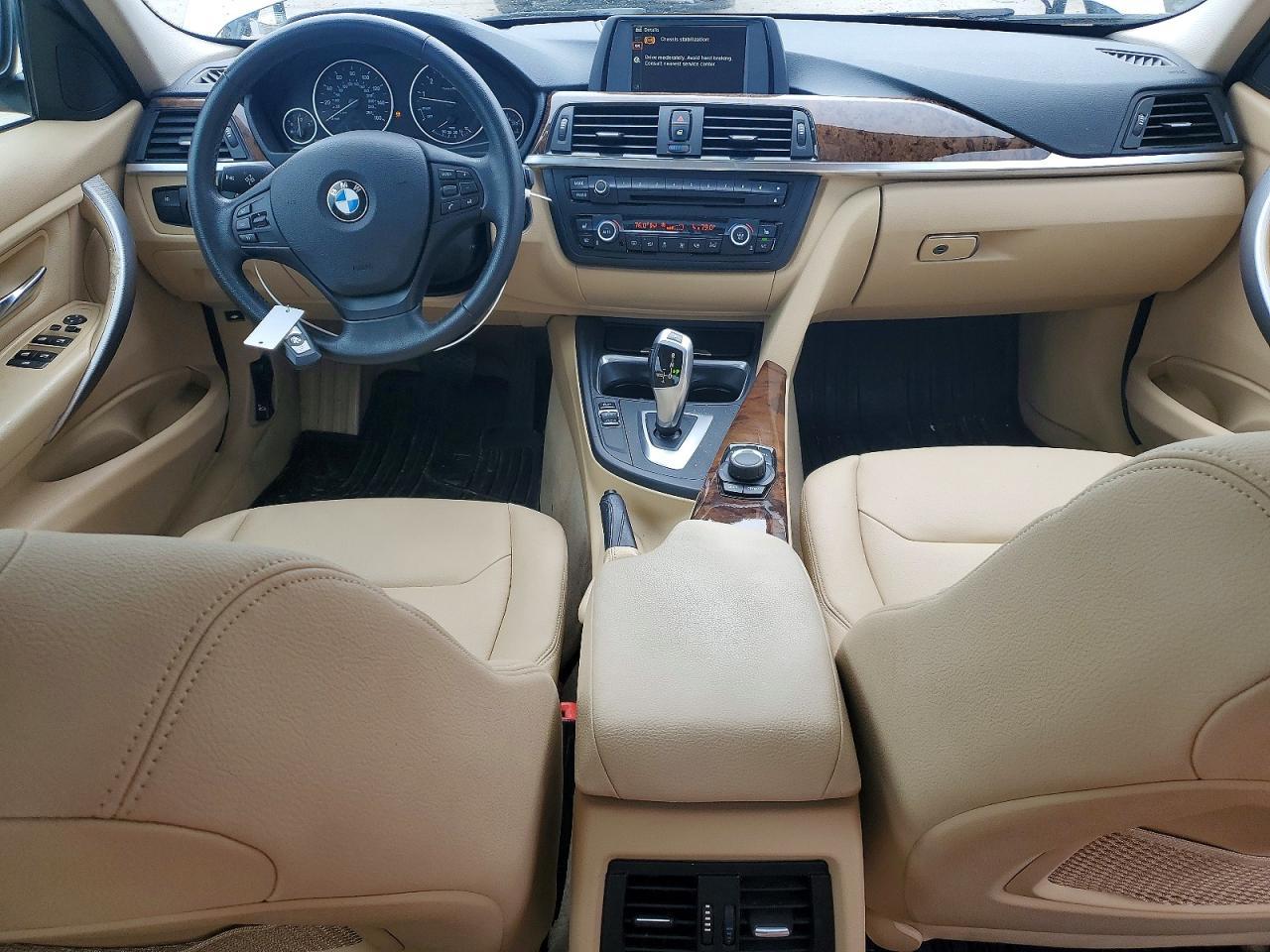 2014 BMW 320 I - zdjęcie 8