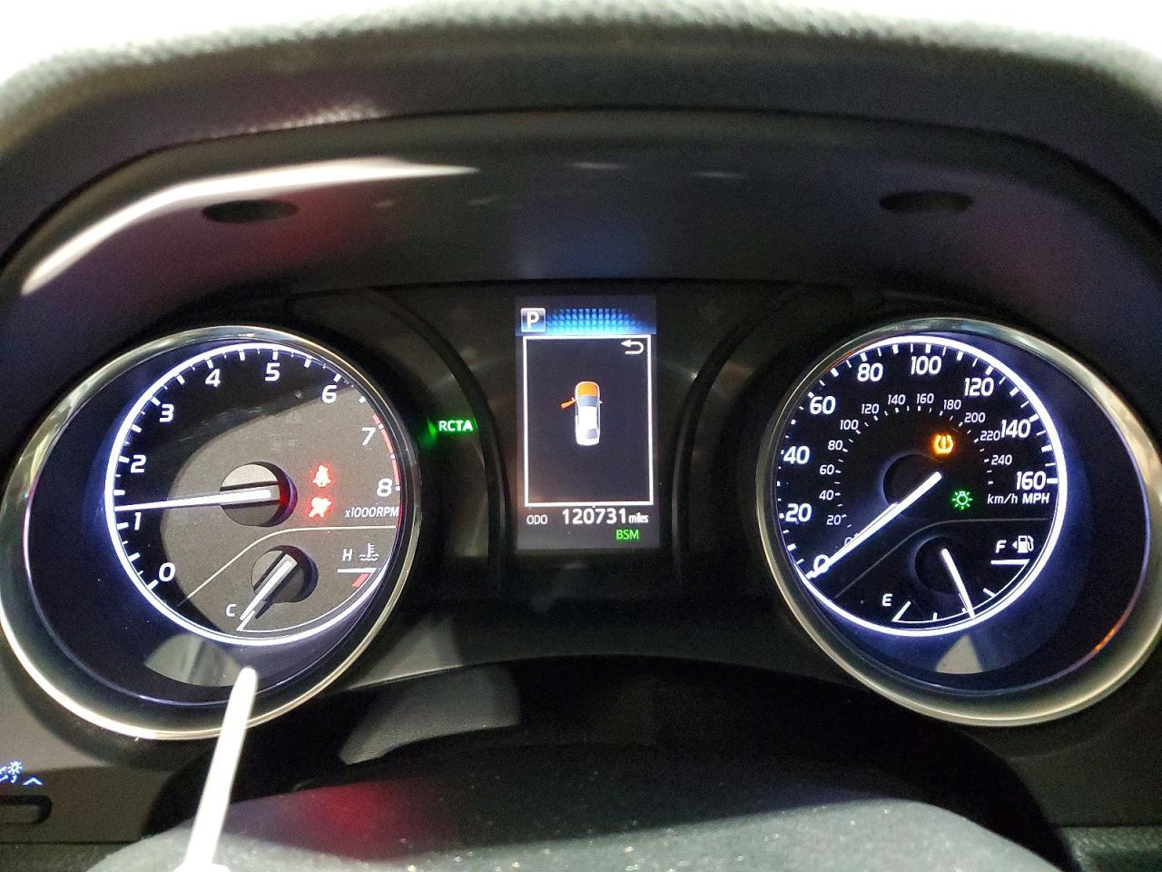 2018 Toyota Camry Se - zdjęcie 9