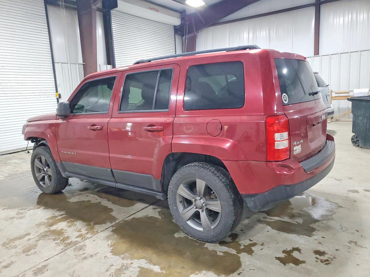 2015 Jeep Patriot Latitude - zdjęcie 2