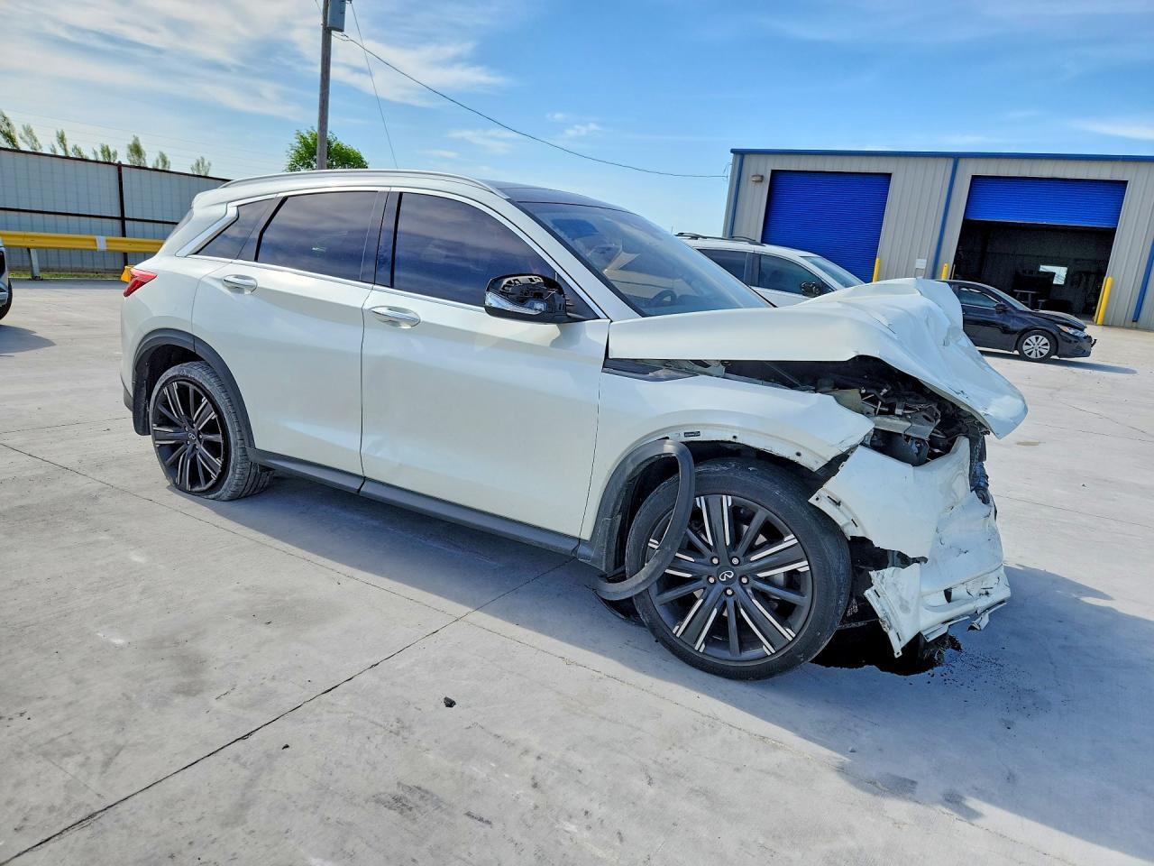 2021 Infiniti Qx50 Luxe - zdjęcie 4