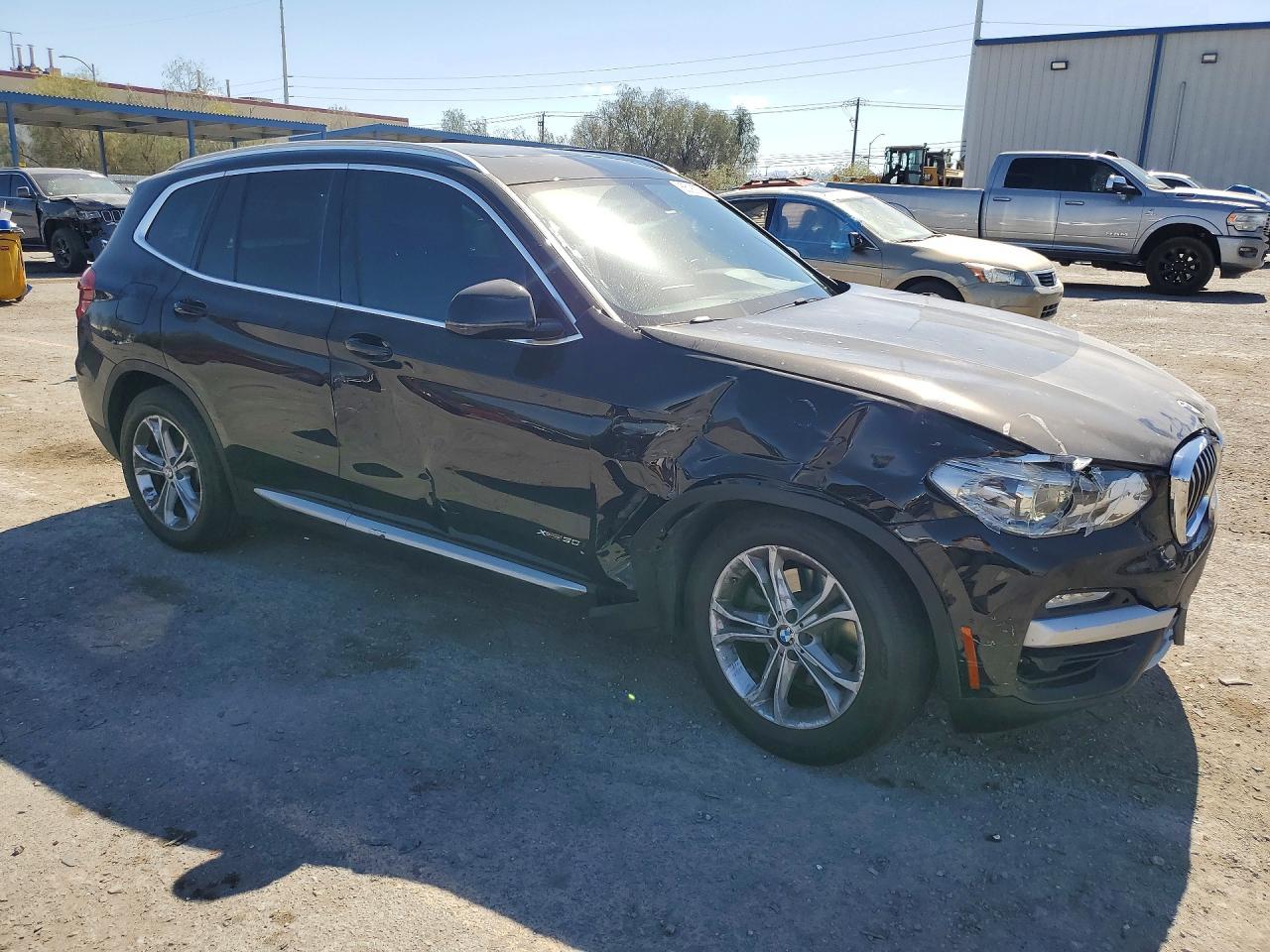 2018 BMW X3 xDrive30I - zdjęcie 4