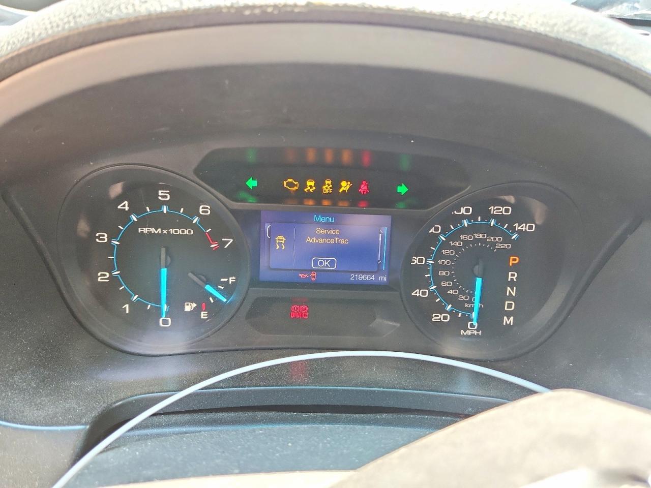 2013 Ford Explorer - zdjęcie 9