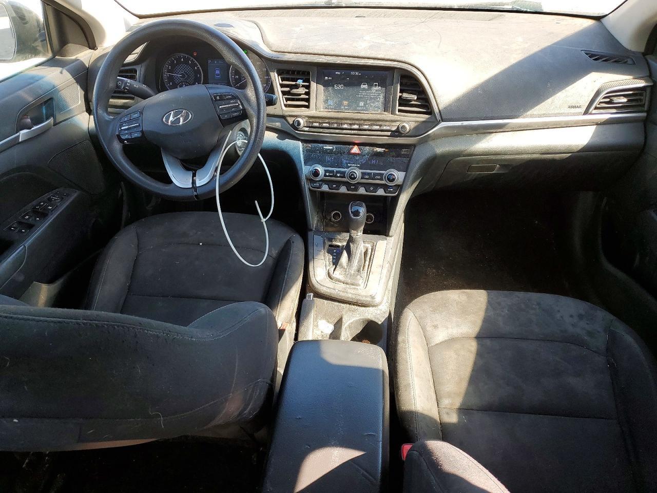 2020 Hyundai Elantra Sel - zdjęcie 8