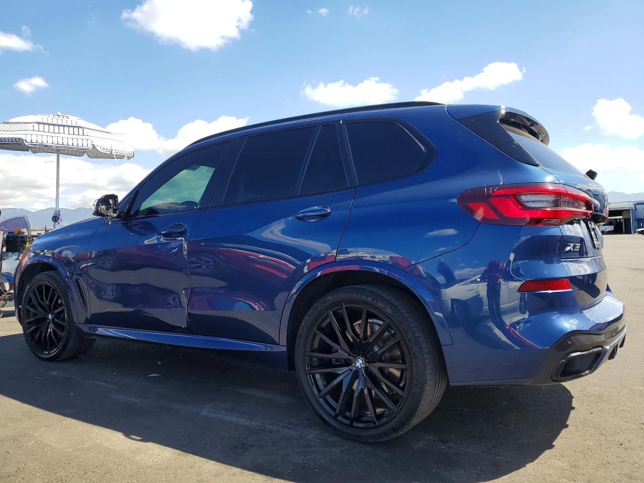 2021 BMW X5 Sdrive 40I - zdjęcie 2