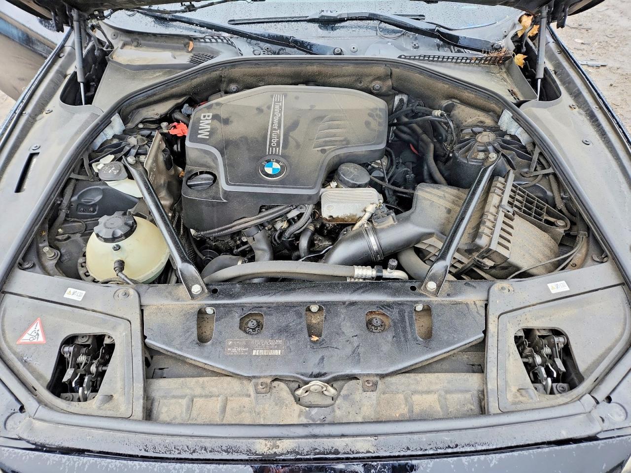 2013 BMW 528 I - zdjęcie 10
