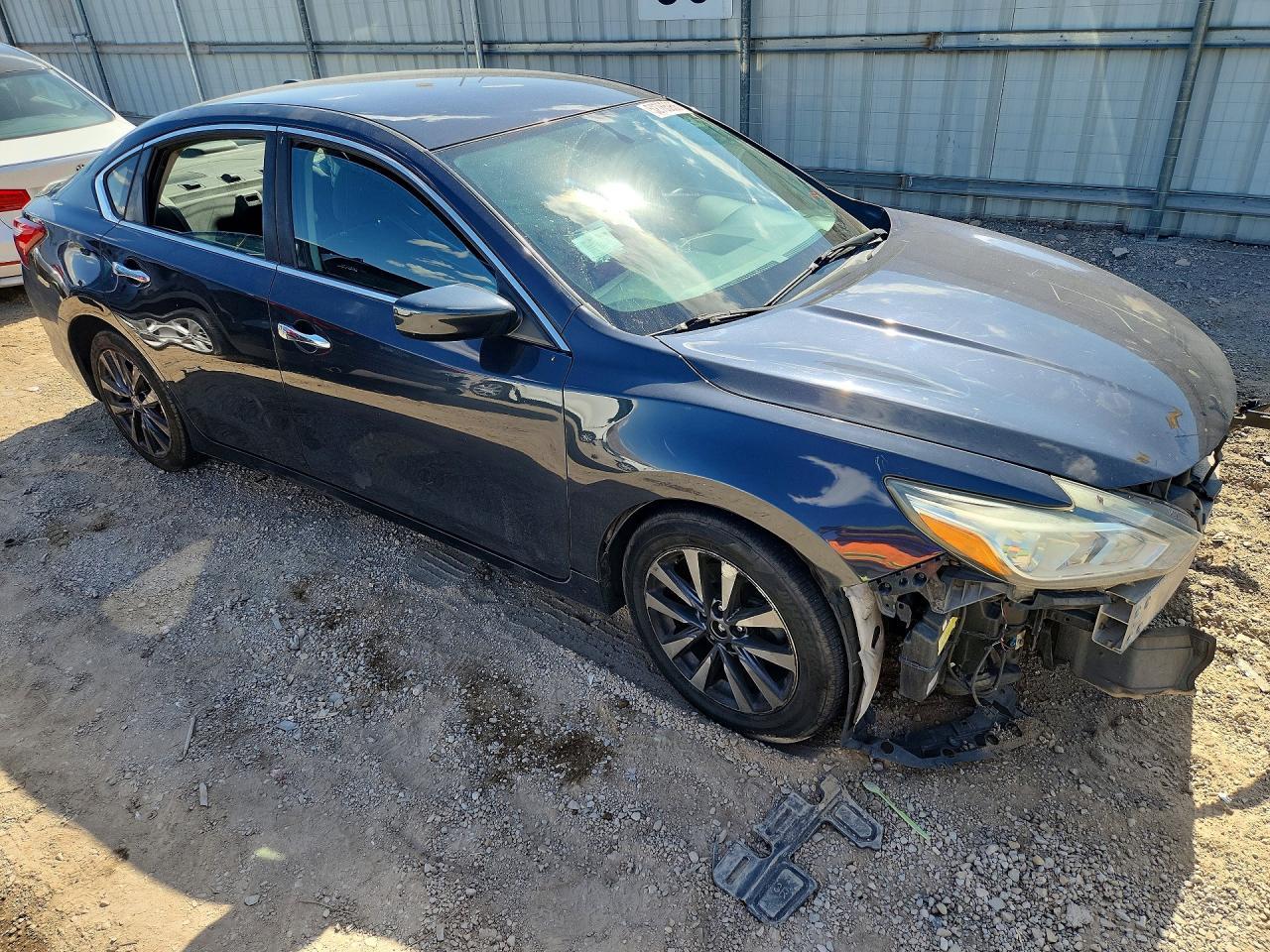 2017 Nissan Altima 2.5 Sv - zdjęcie 4