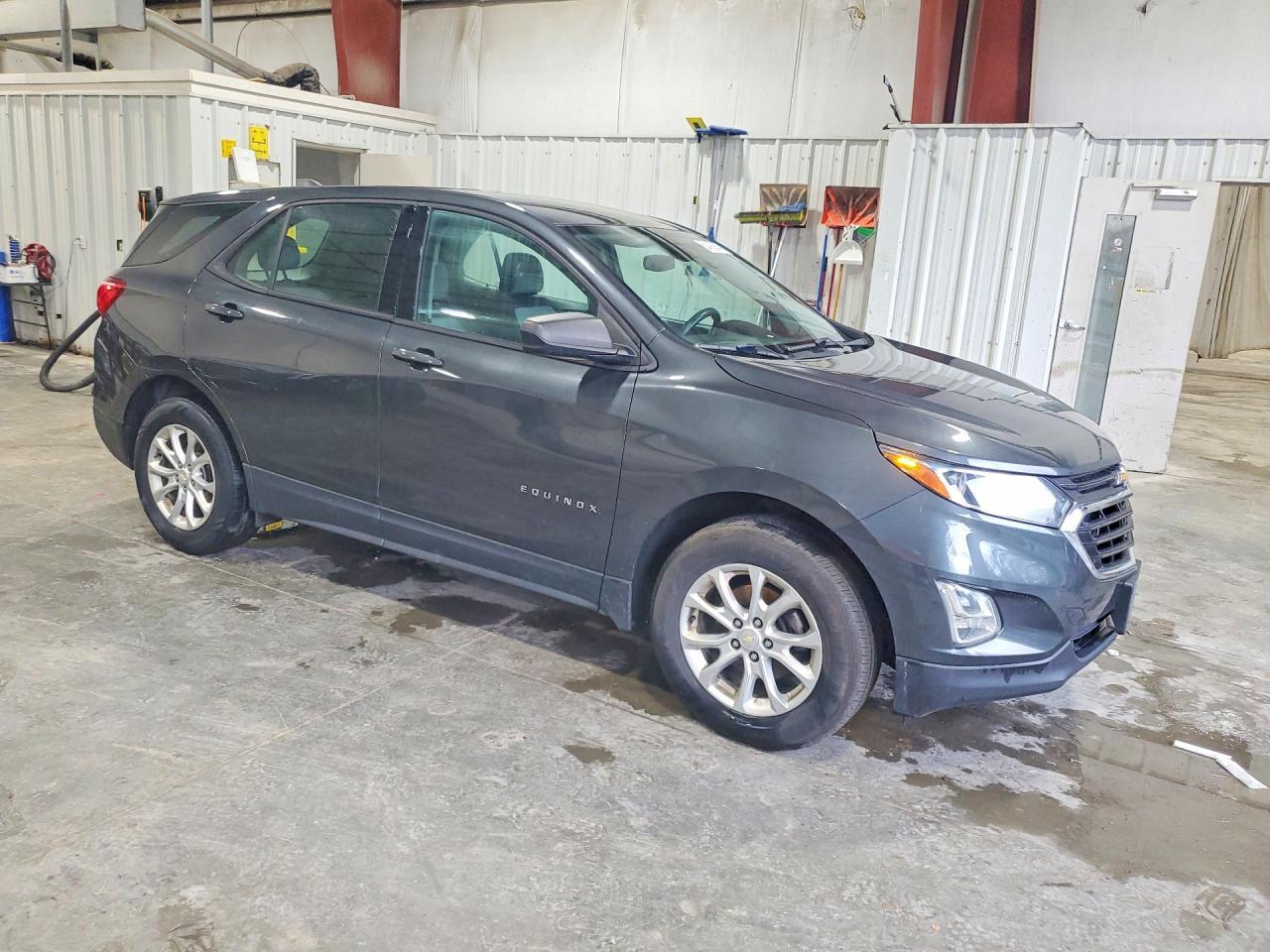 2018 Chevrolet Equinox Ls - zdjęcie 4