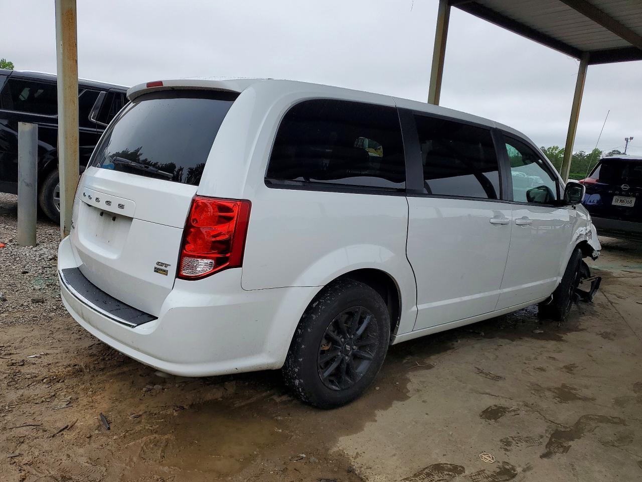 2019 Dodge Grand Caravan Gt - zdjęcie 3